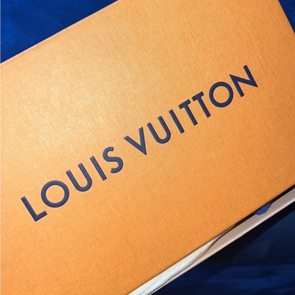 Louis Vuitton Belt black reversible size 40/100 100% authentic - Picture 2 of 7